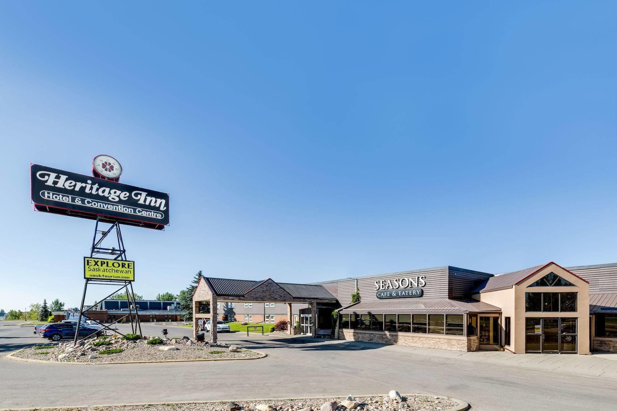 Heritage Inn Hotel & Convention Centre - Moose Jaw Esterno foto