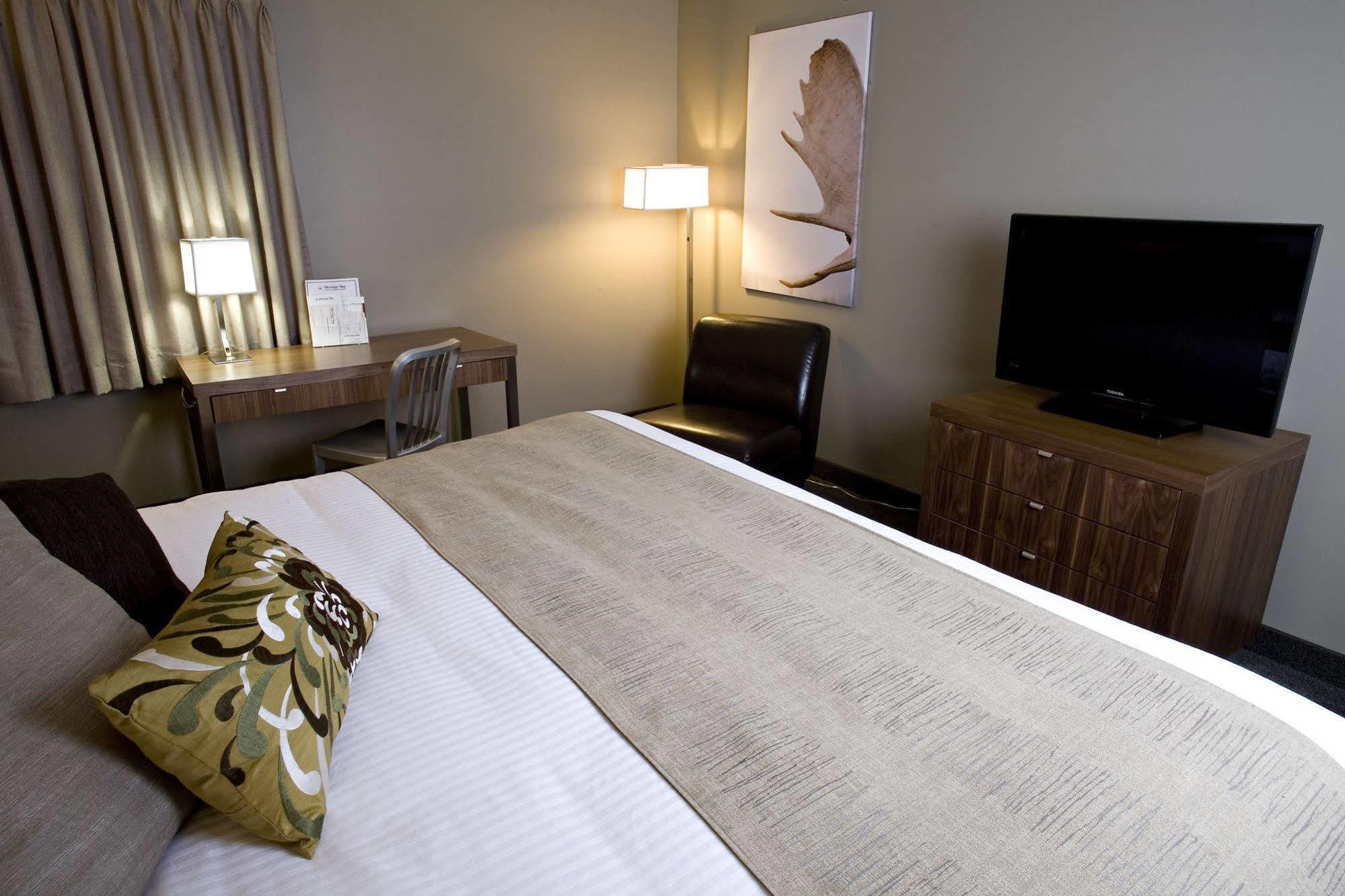 Heritage Inn Hotel & Convention Centre - Moose Jaw Esterno foto