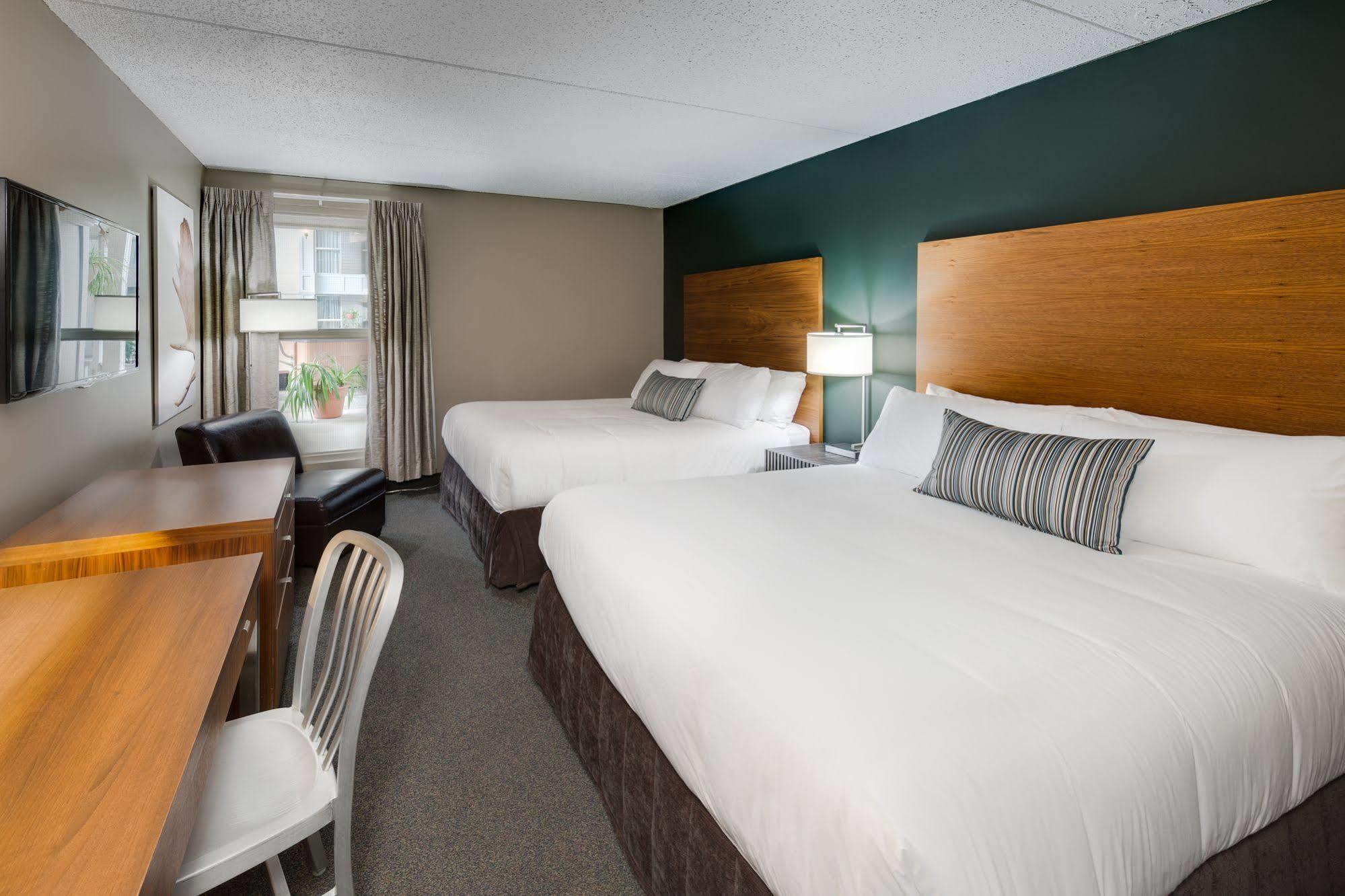 Heritage Inn Hotel & Convention Centre - Moose Jaw Esterno foto